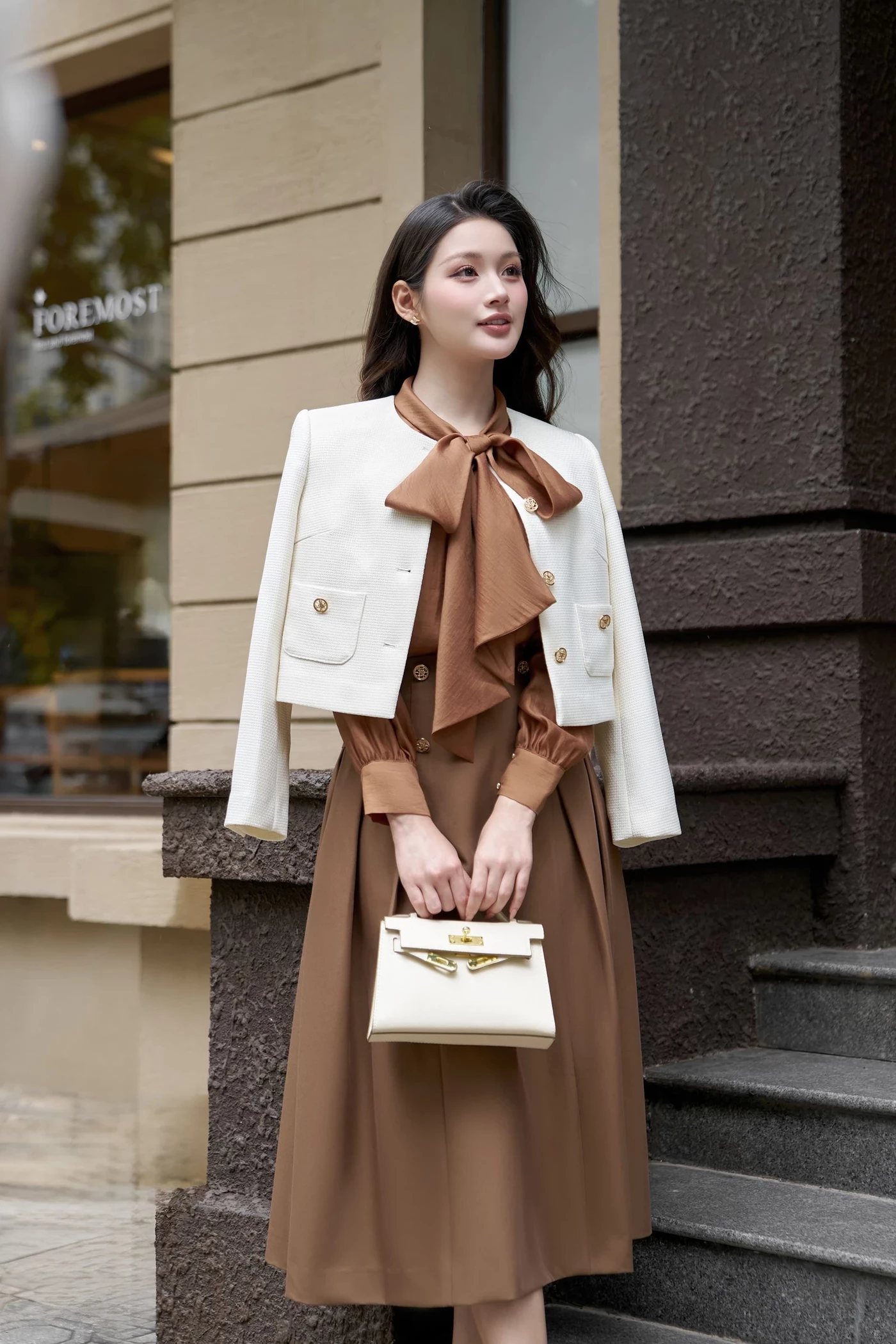 Áo sơ mi nơ Caramel