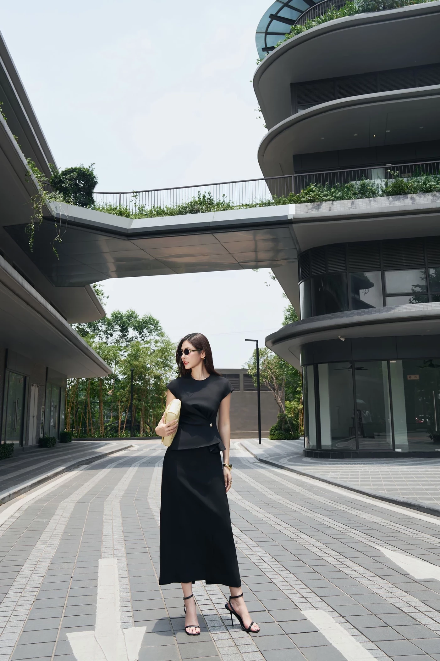 Áo ôm Khaki Charm Top