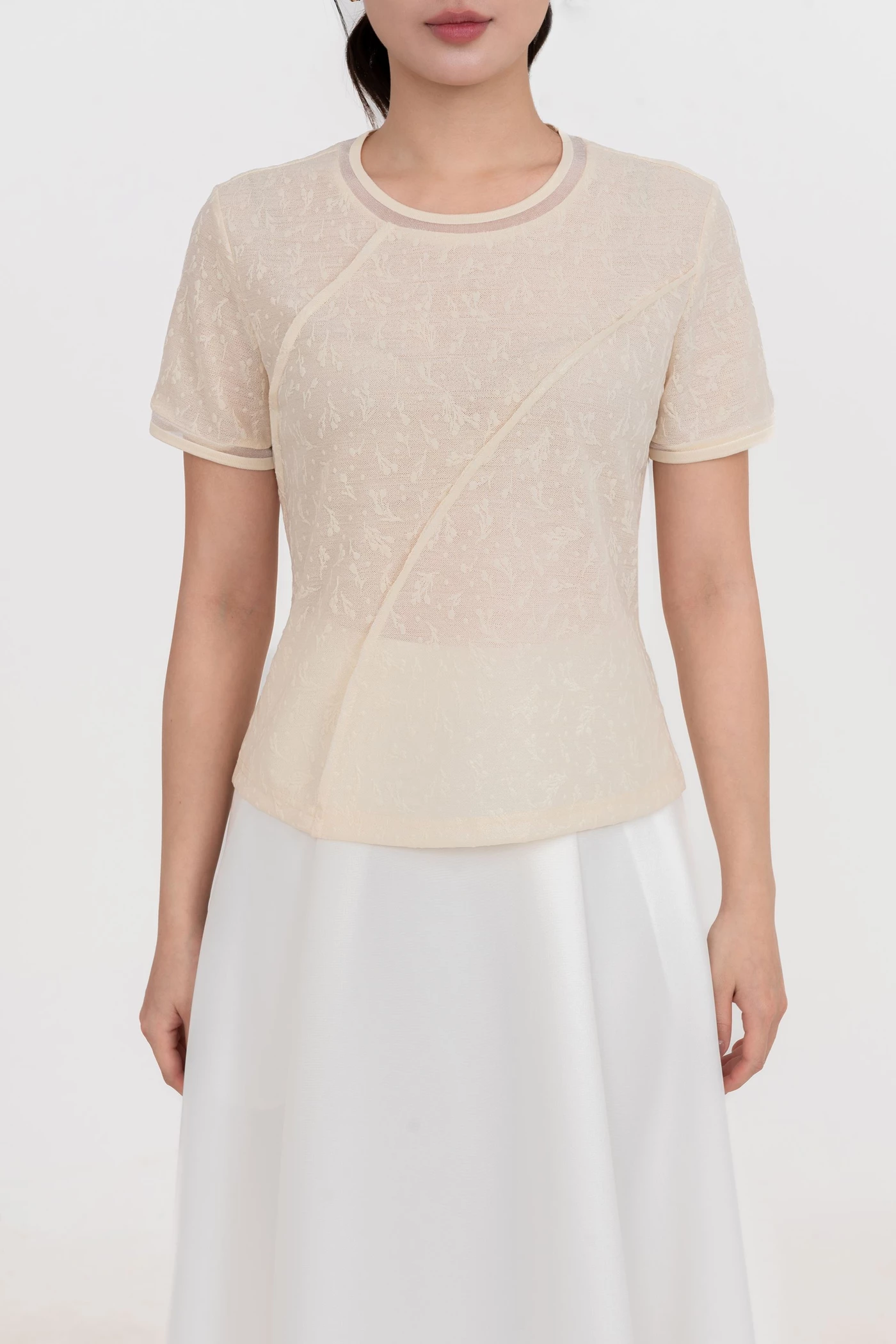 Áo thun ren Soft Floral