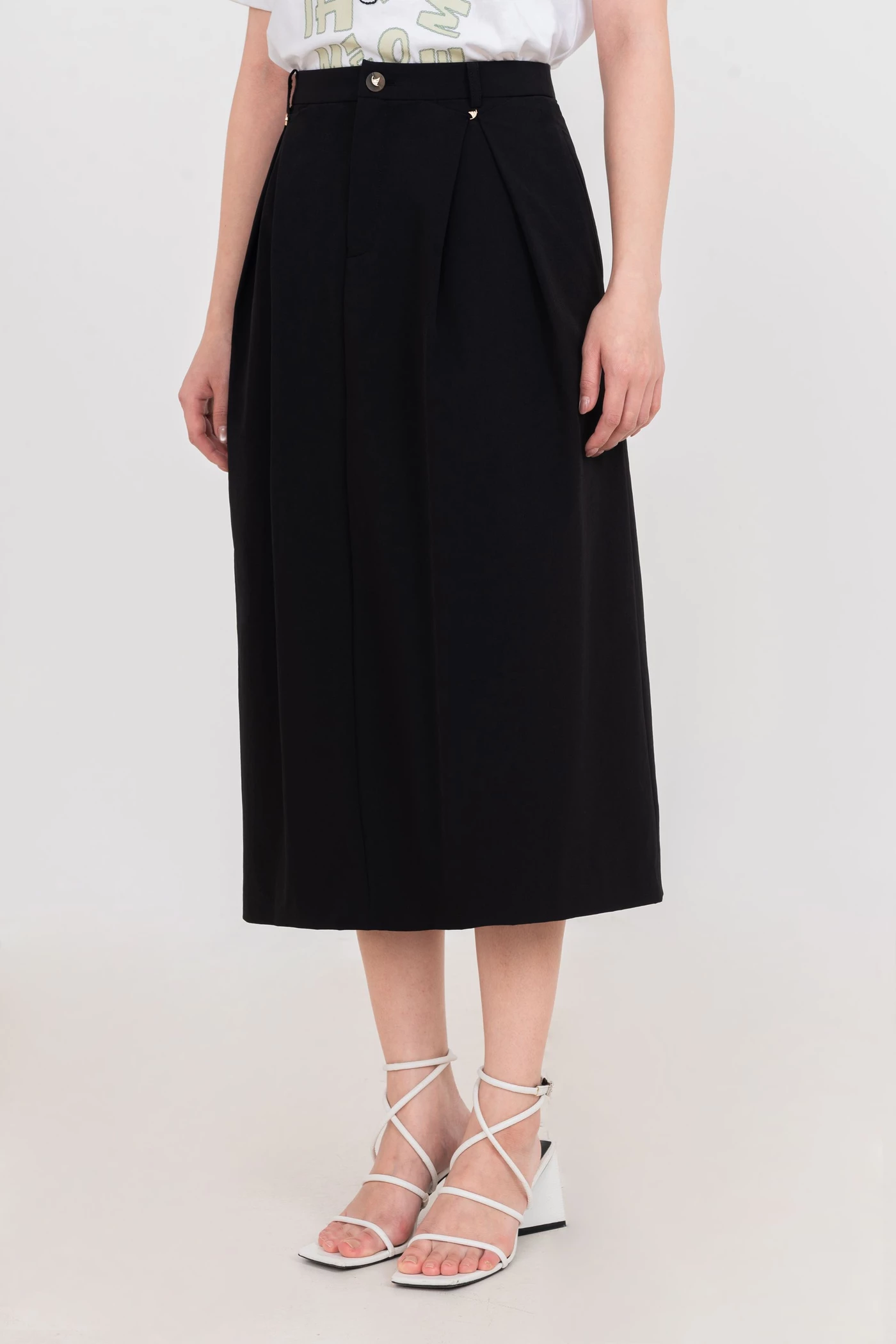 Chân váy midi A xếp ly Classic