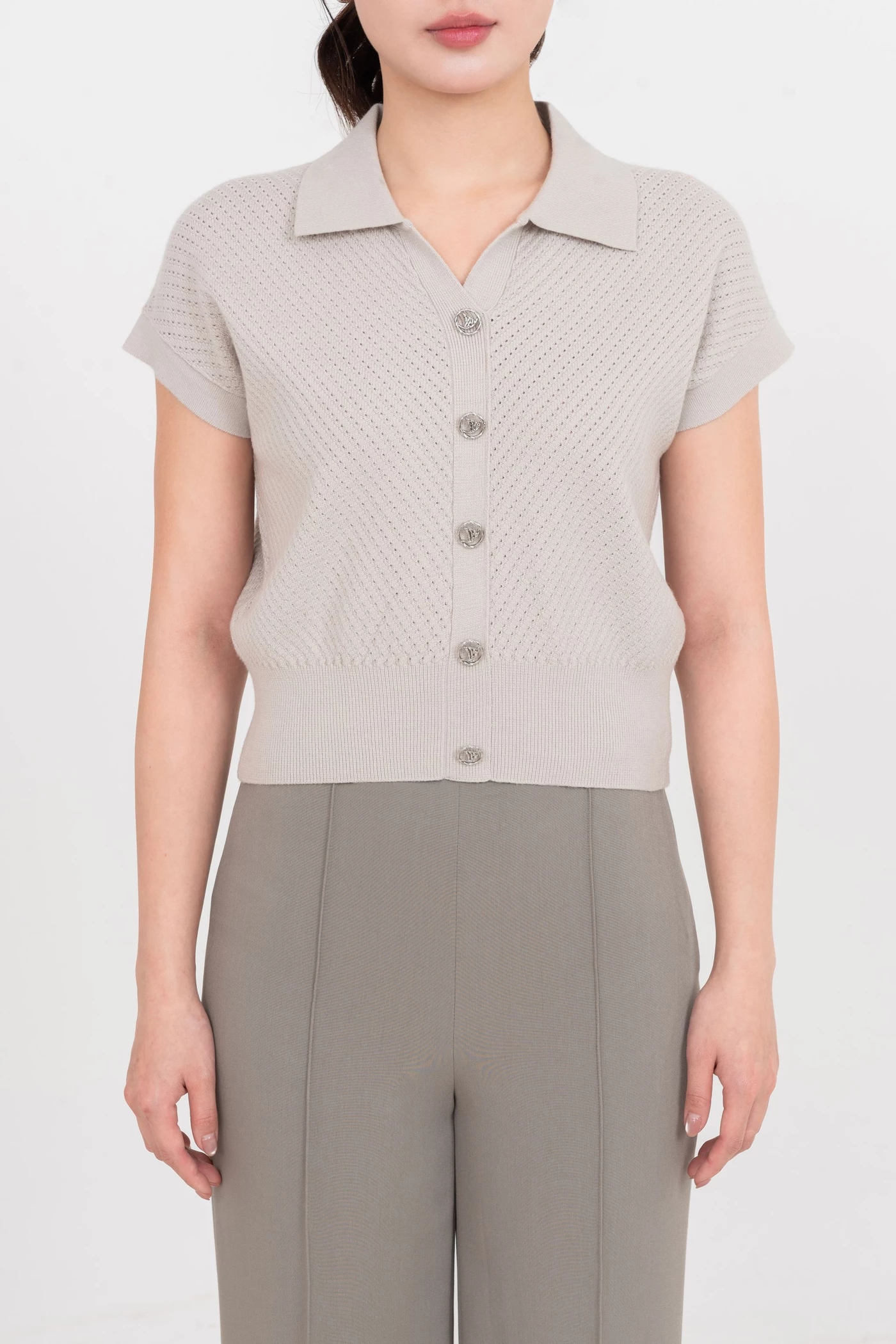 Áo len sợi đan chéo