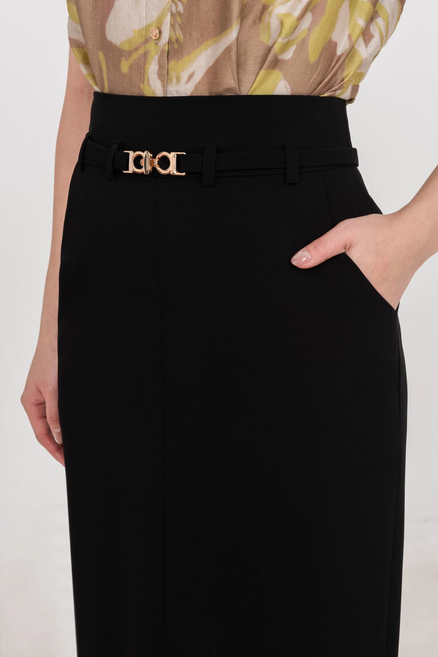 Chân váy bút chì dáng dài Refined