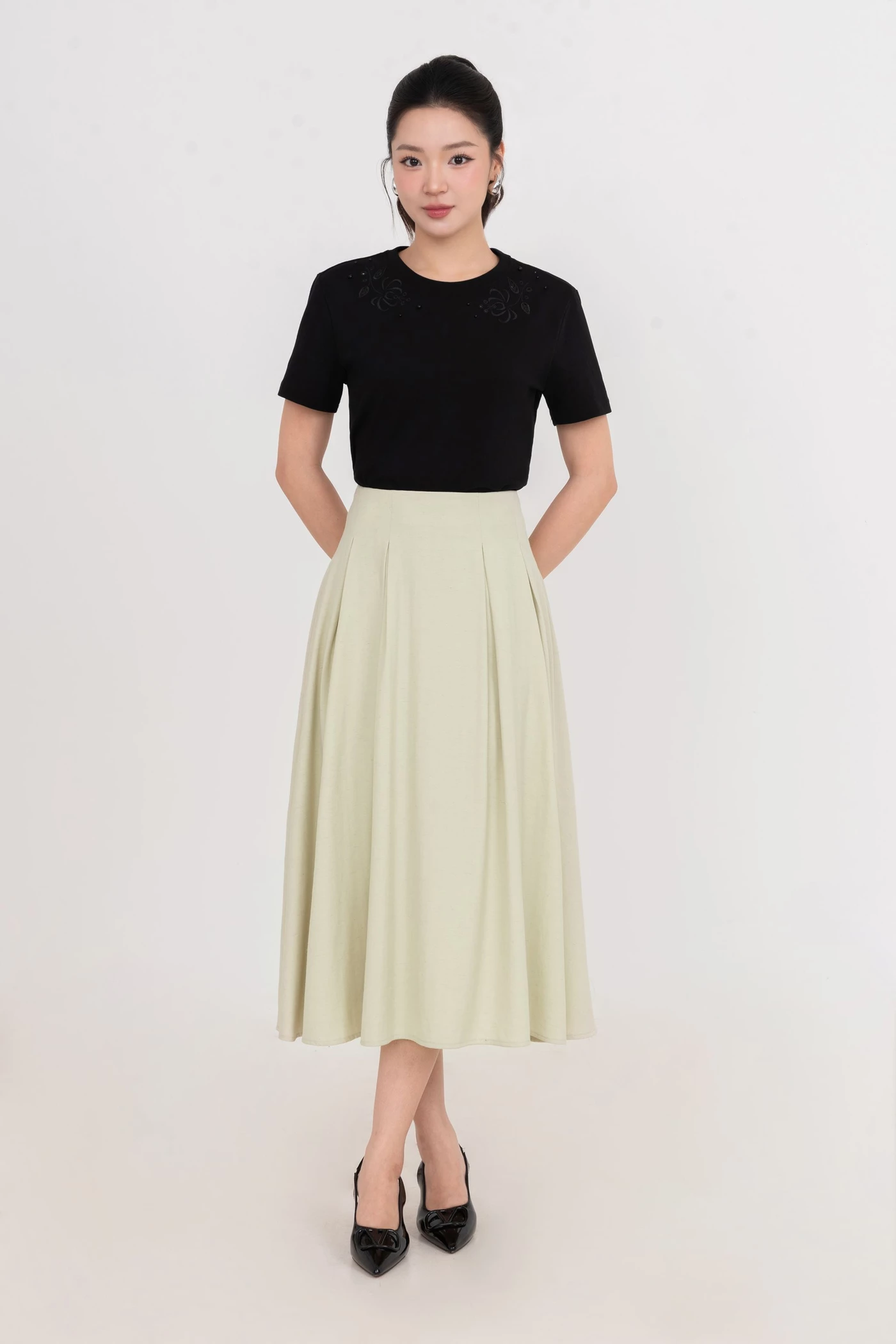 Chân váy xếp ly dài Soft Flow