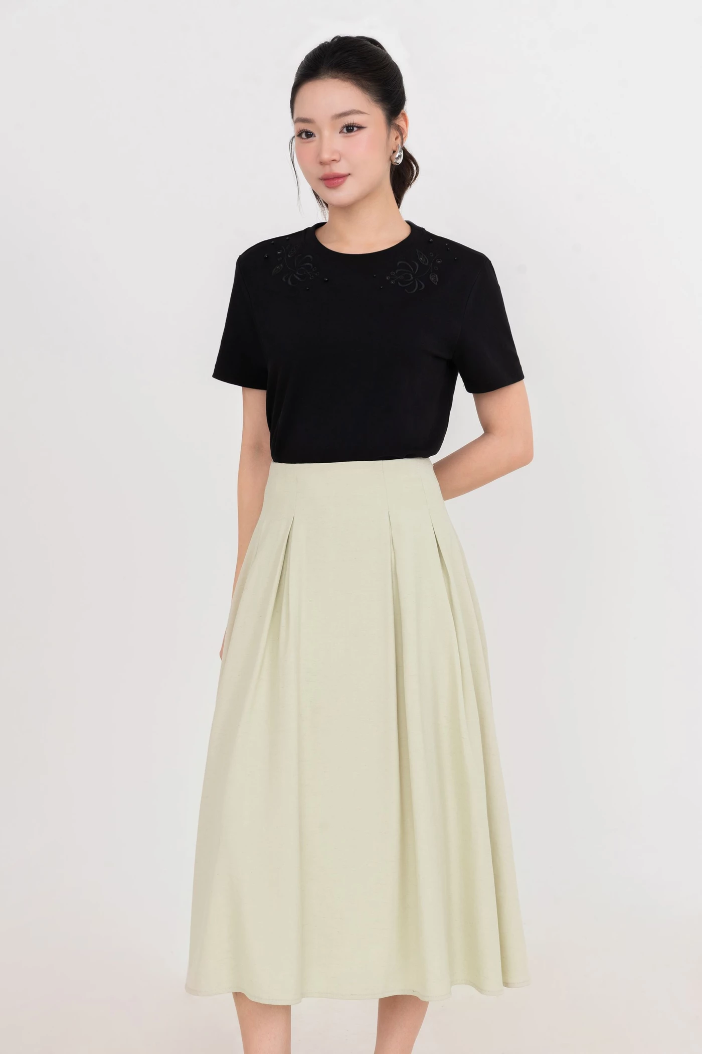 Chân váy xếp ly dài Soft Flow