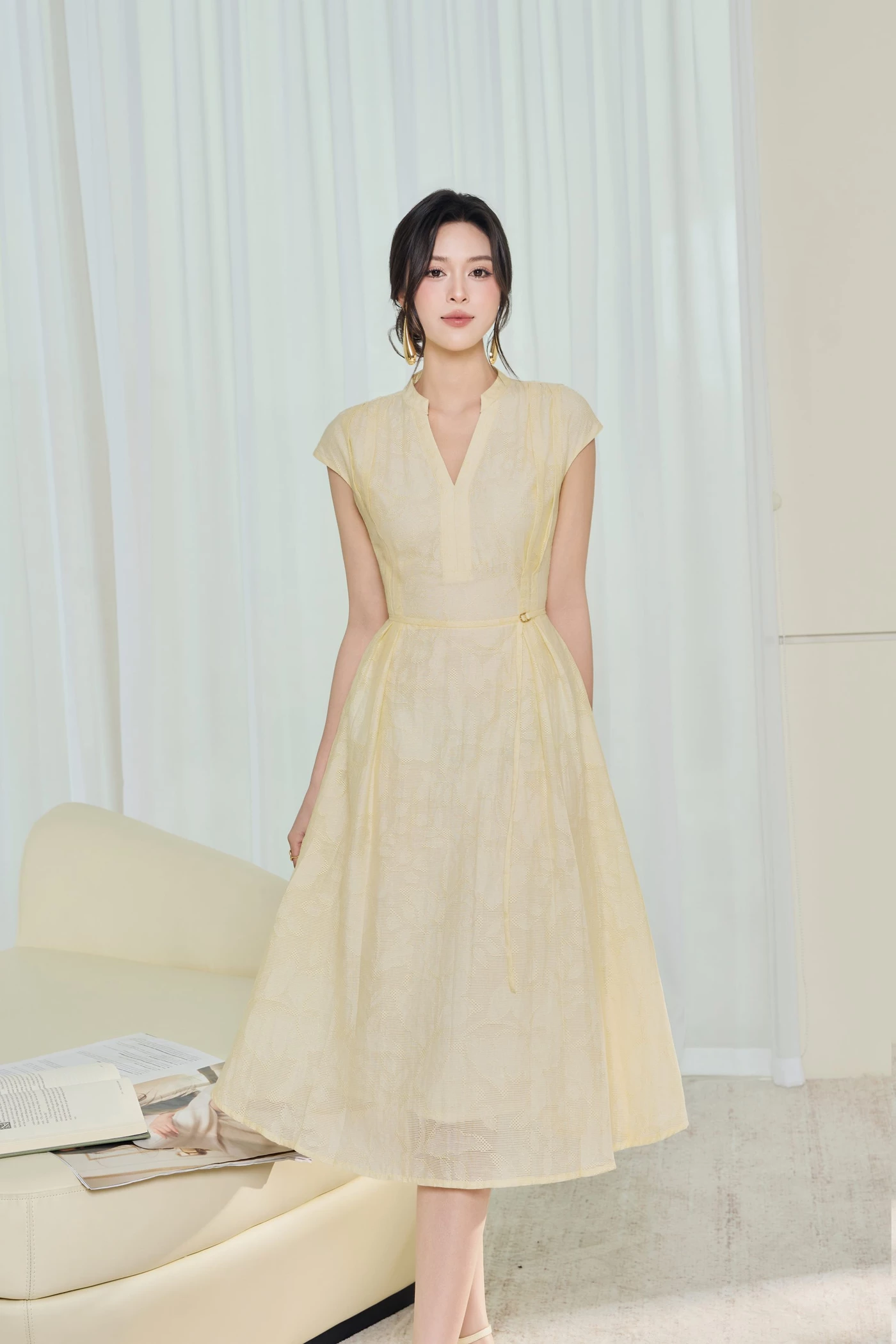 Đầm xòe Golden Breeze