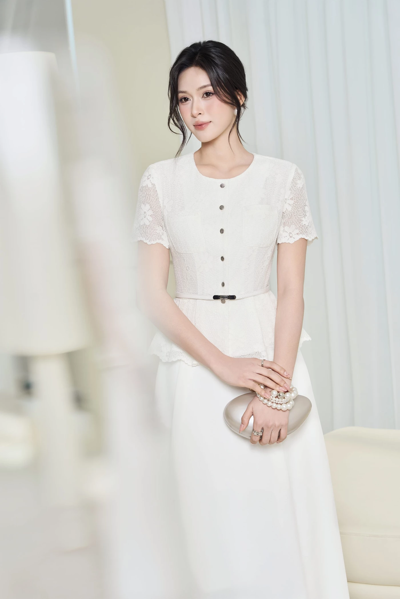 Chân váy midi xòe Elegant