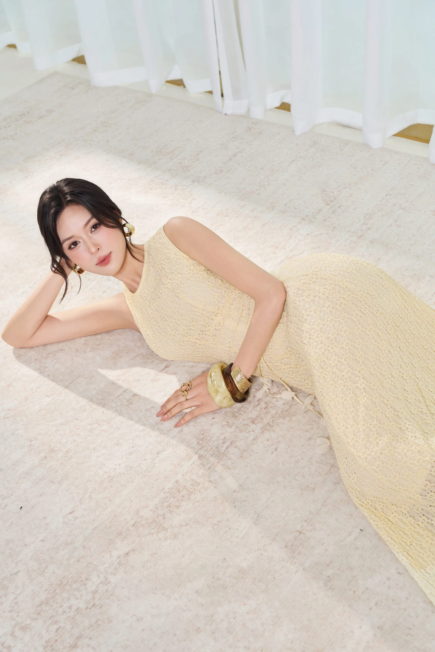 Đầm thun ren Golden Lace