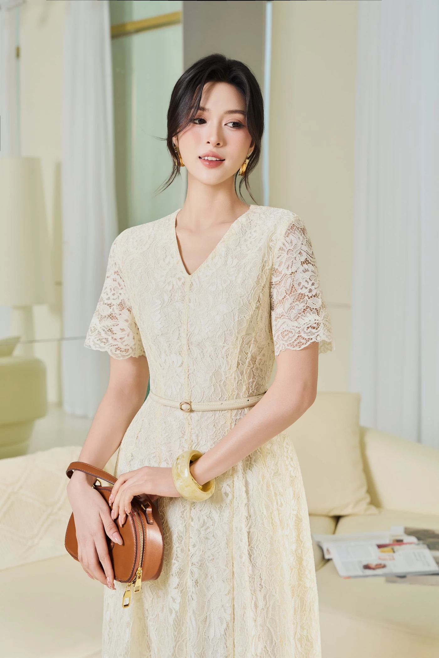 Đầm ren midi Lavenne