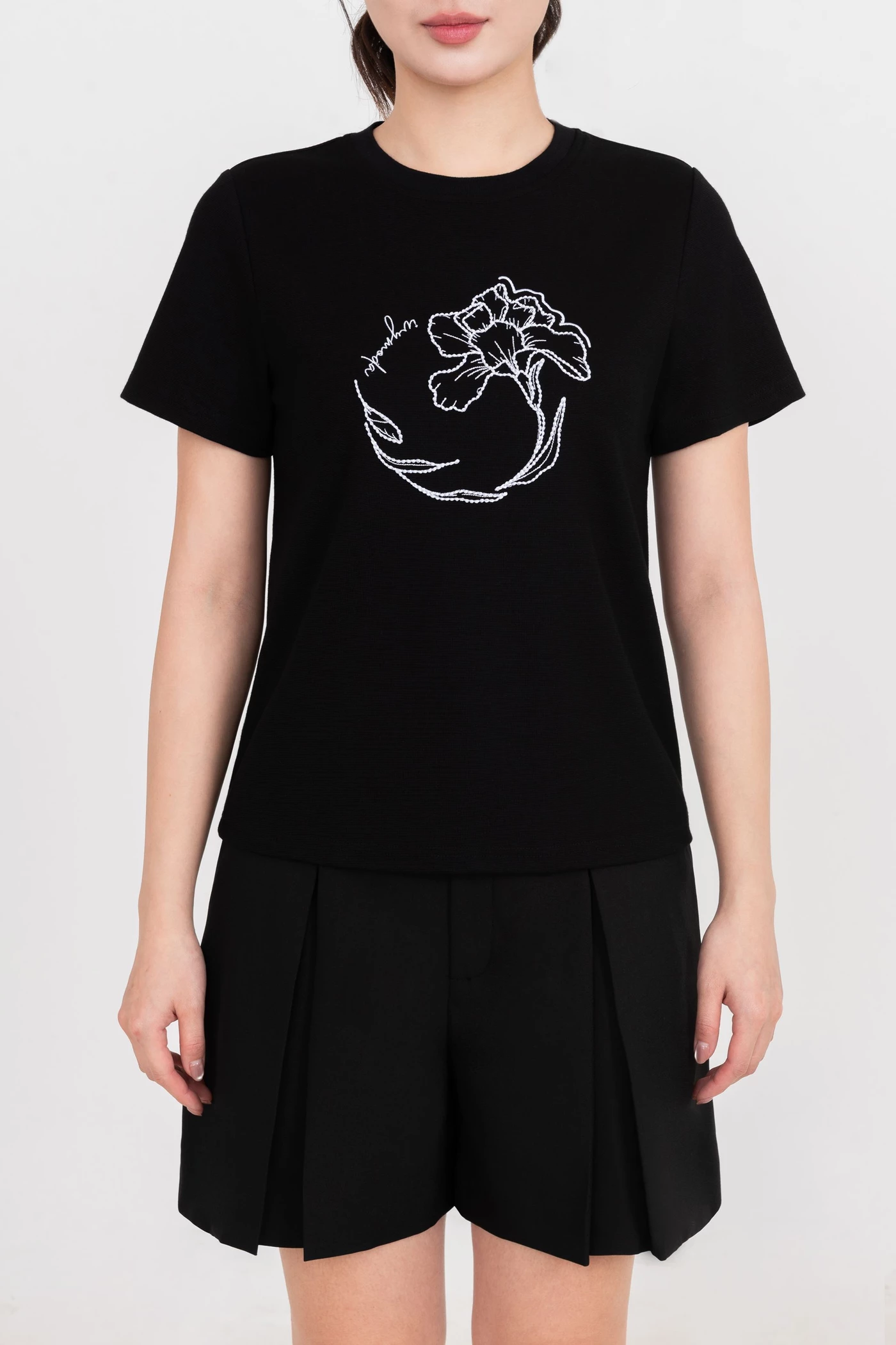 Bloom Softly Tee - Áo thun cotton