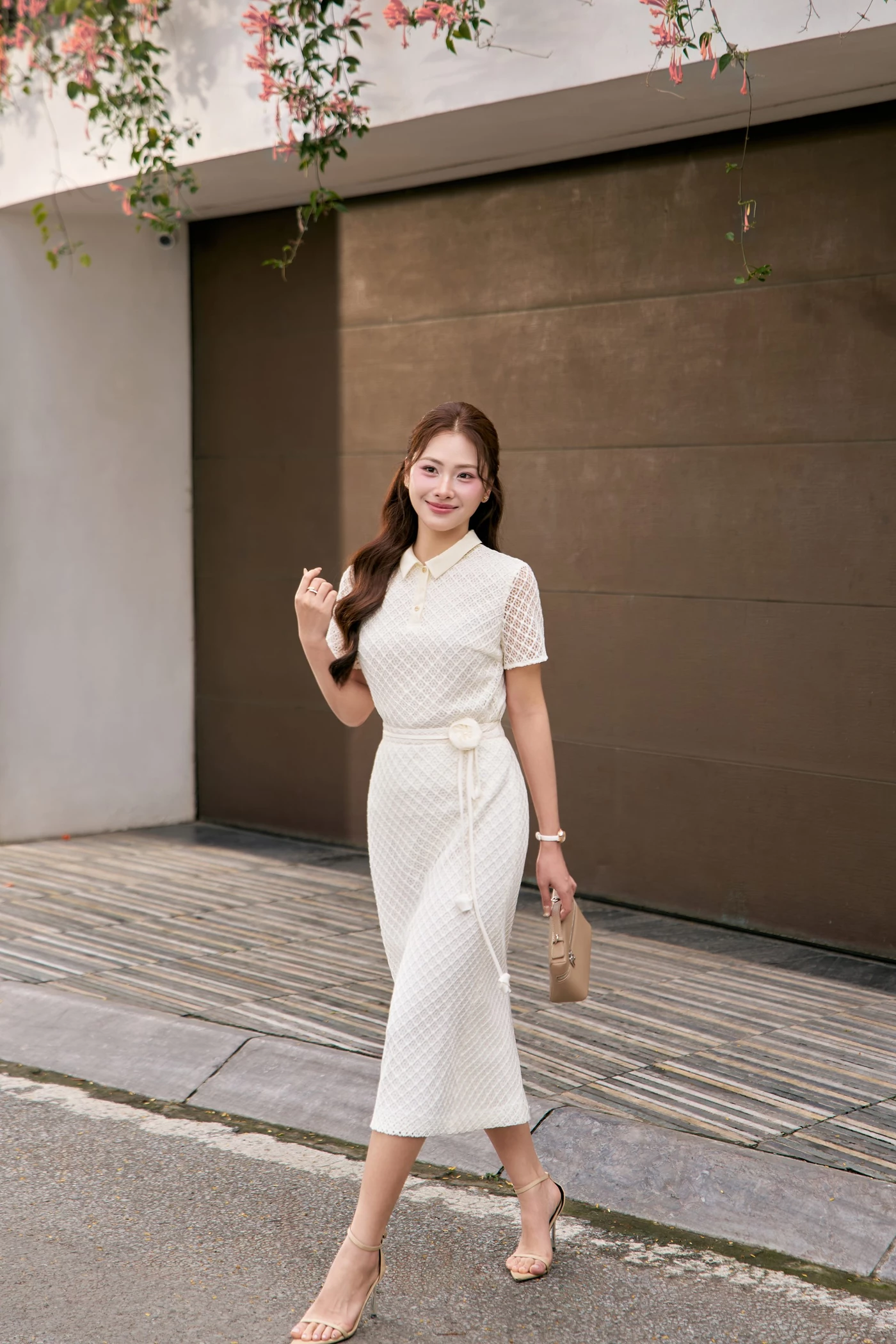 Chân váy bút chì ren Layer