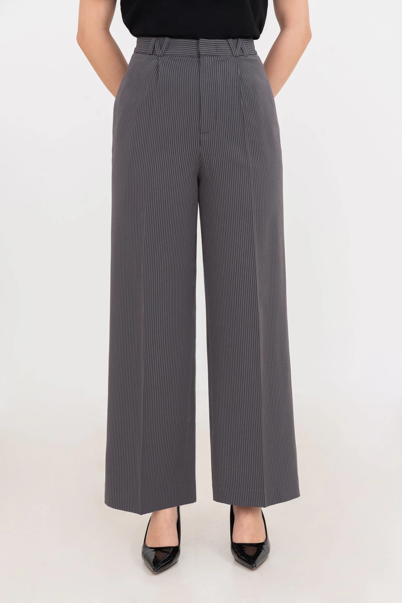 Quần suông kẻ Signature