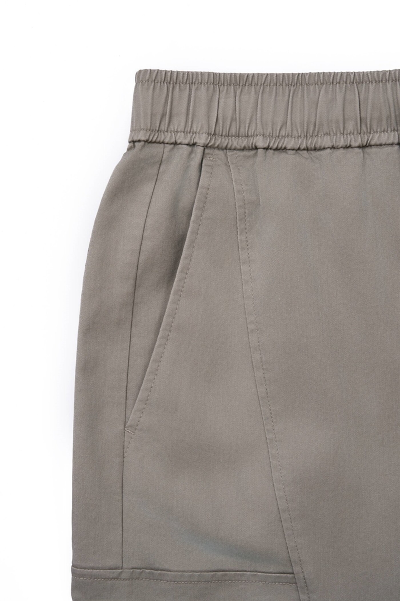 Quần shorts Easy Khaki