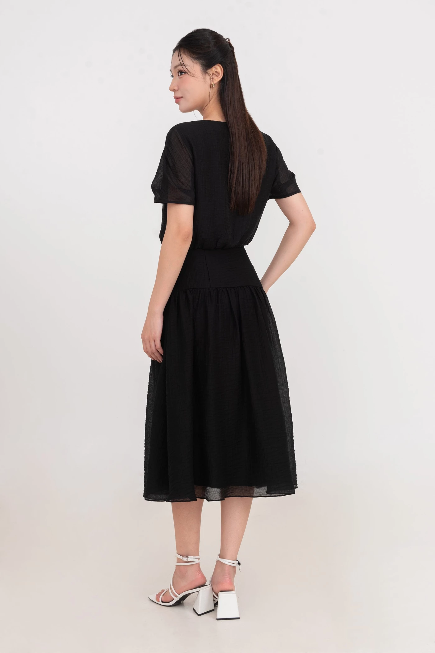 Áo kiểu Bloom Harmony