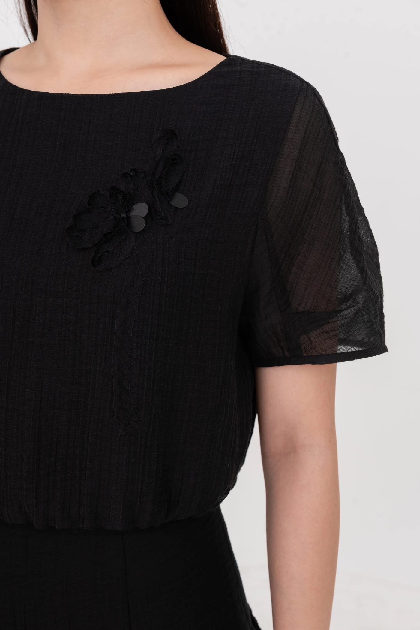 Áo kiểu Bloom Harmony