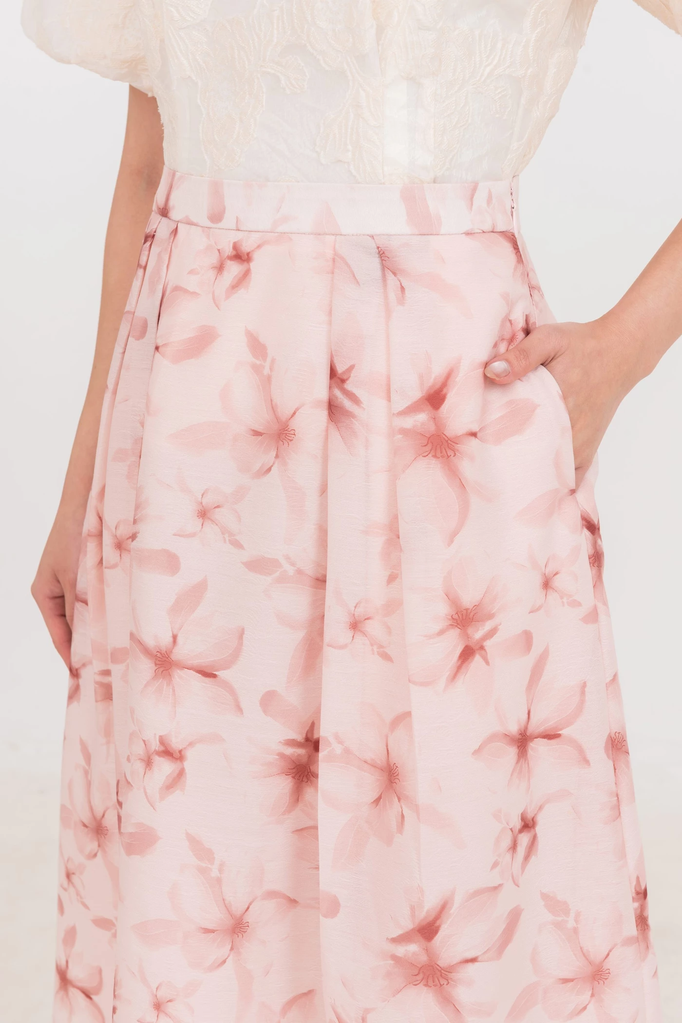 Chân váy Rosy Layer