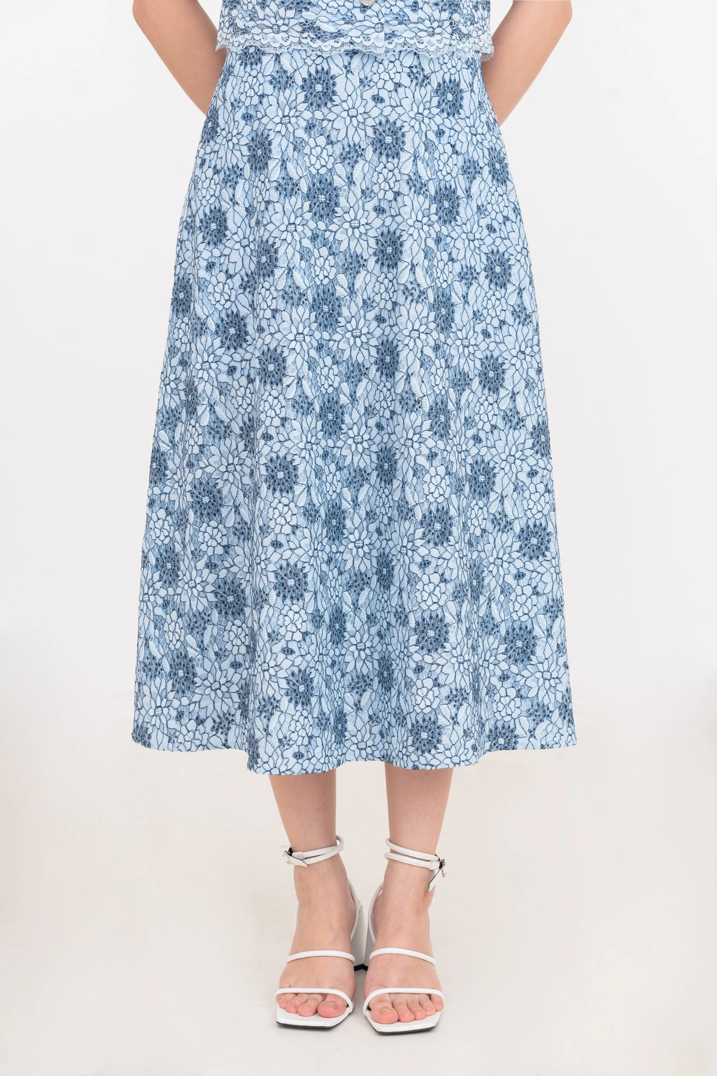 Chân váy ren Bloom Lace