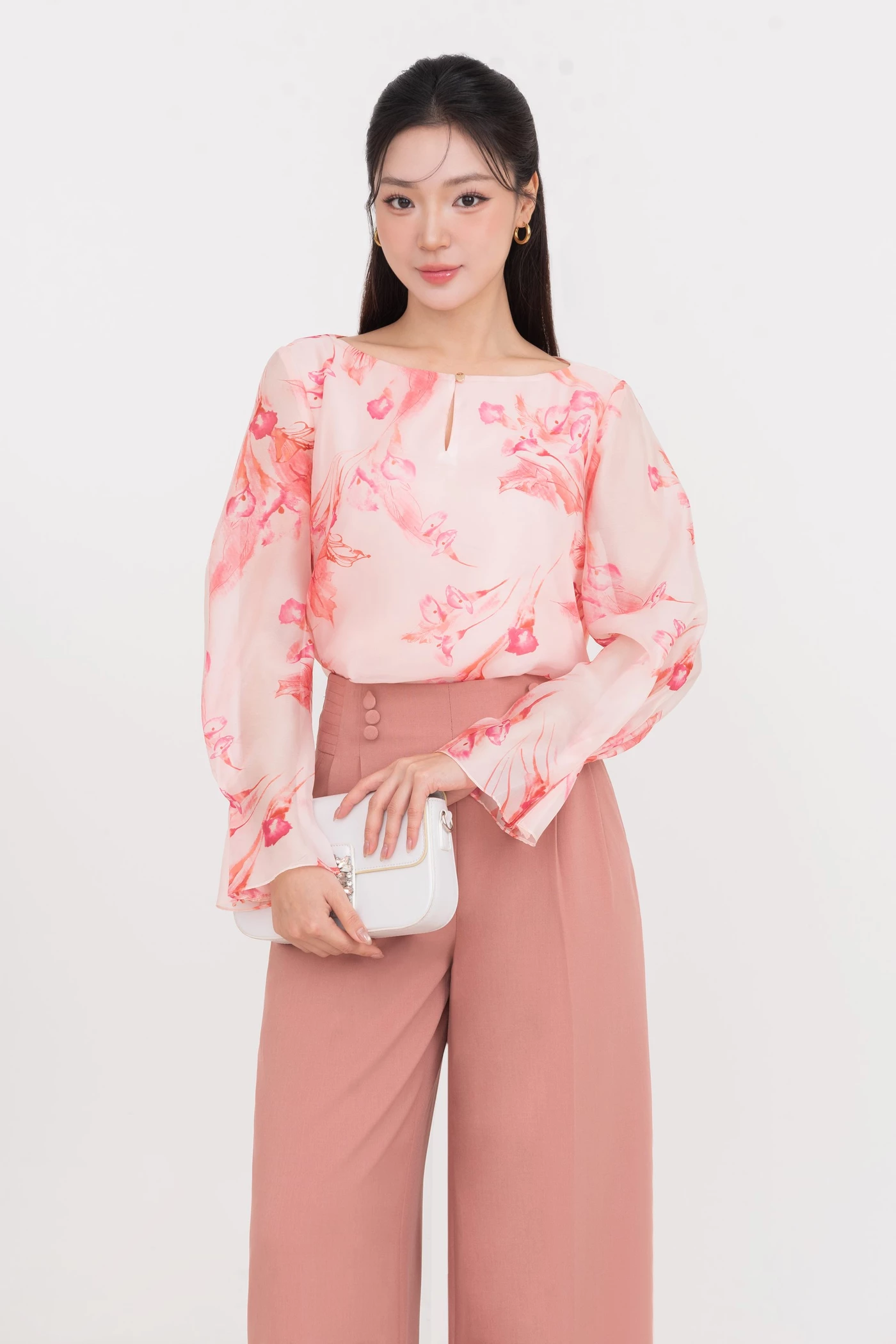 Áo kiểu Blush Essence