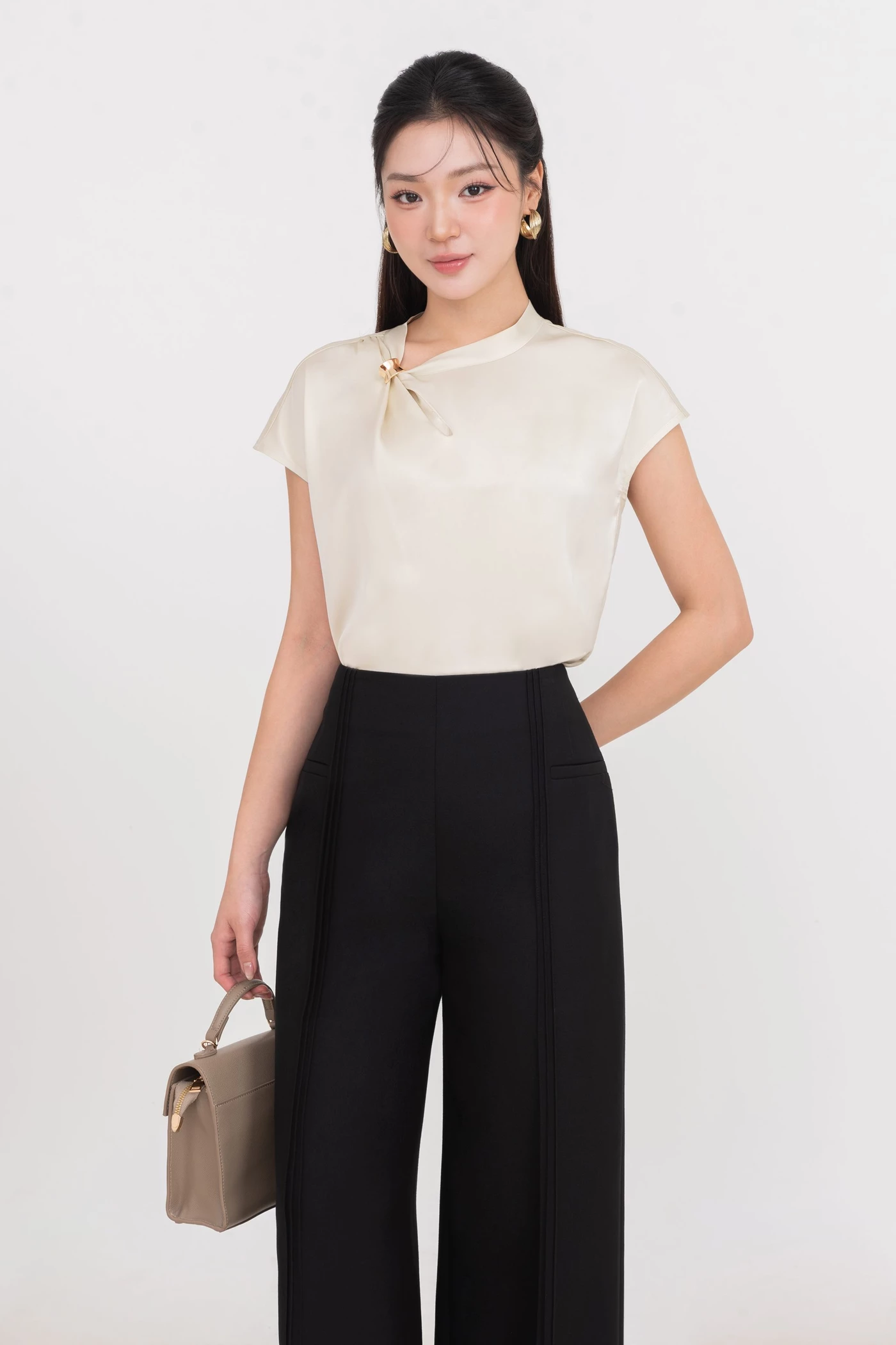 Áo lụa Soft Petal