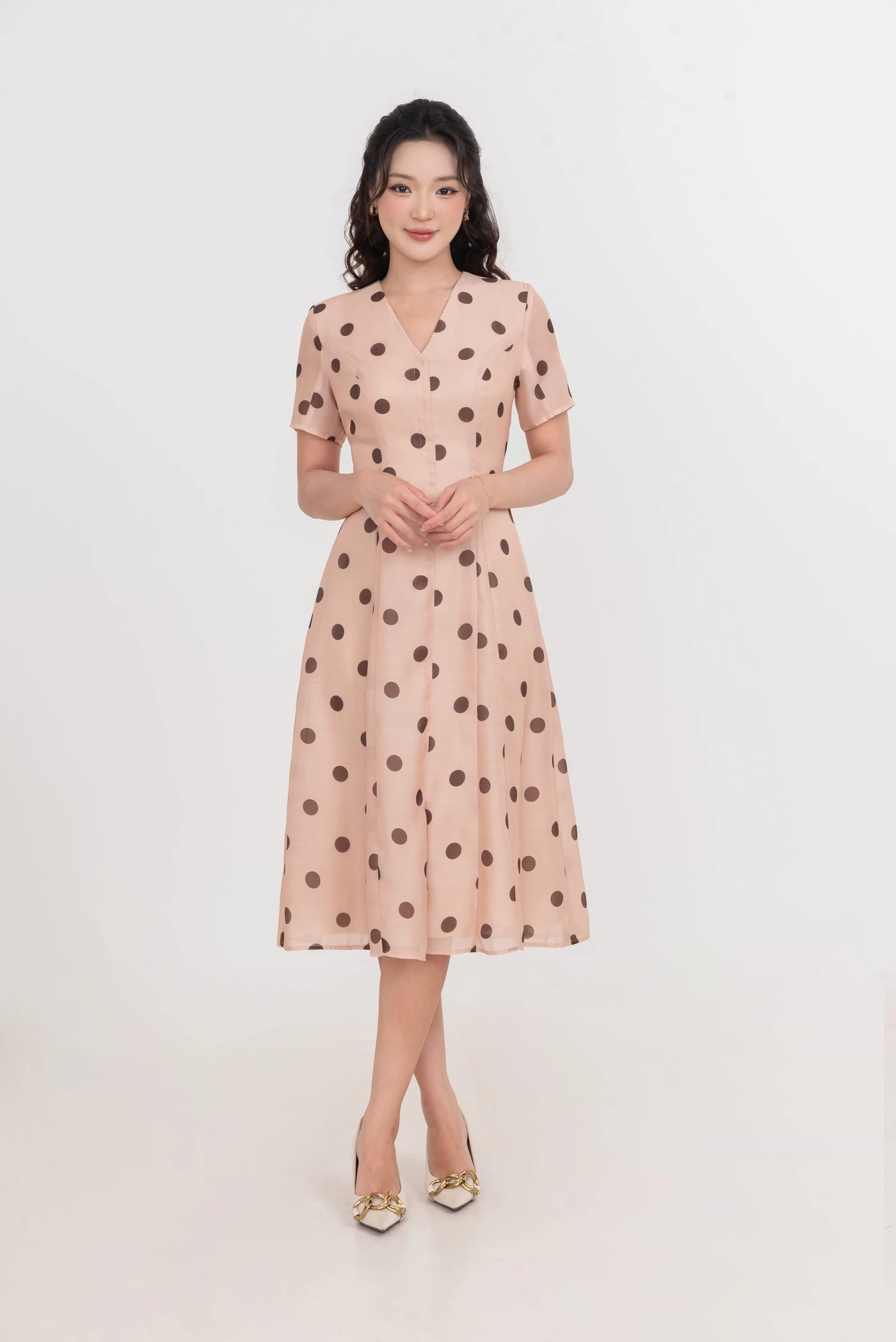 Đầm lụa xòe chấm bi