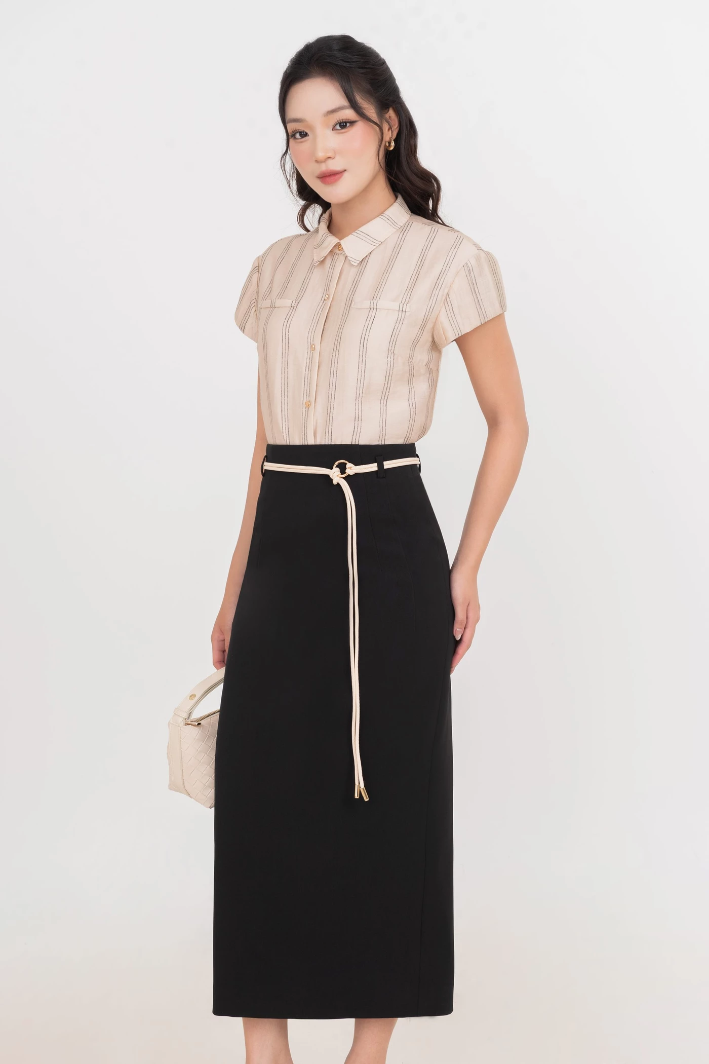 Áo sơ mi kẻ Tie Front