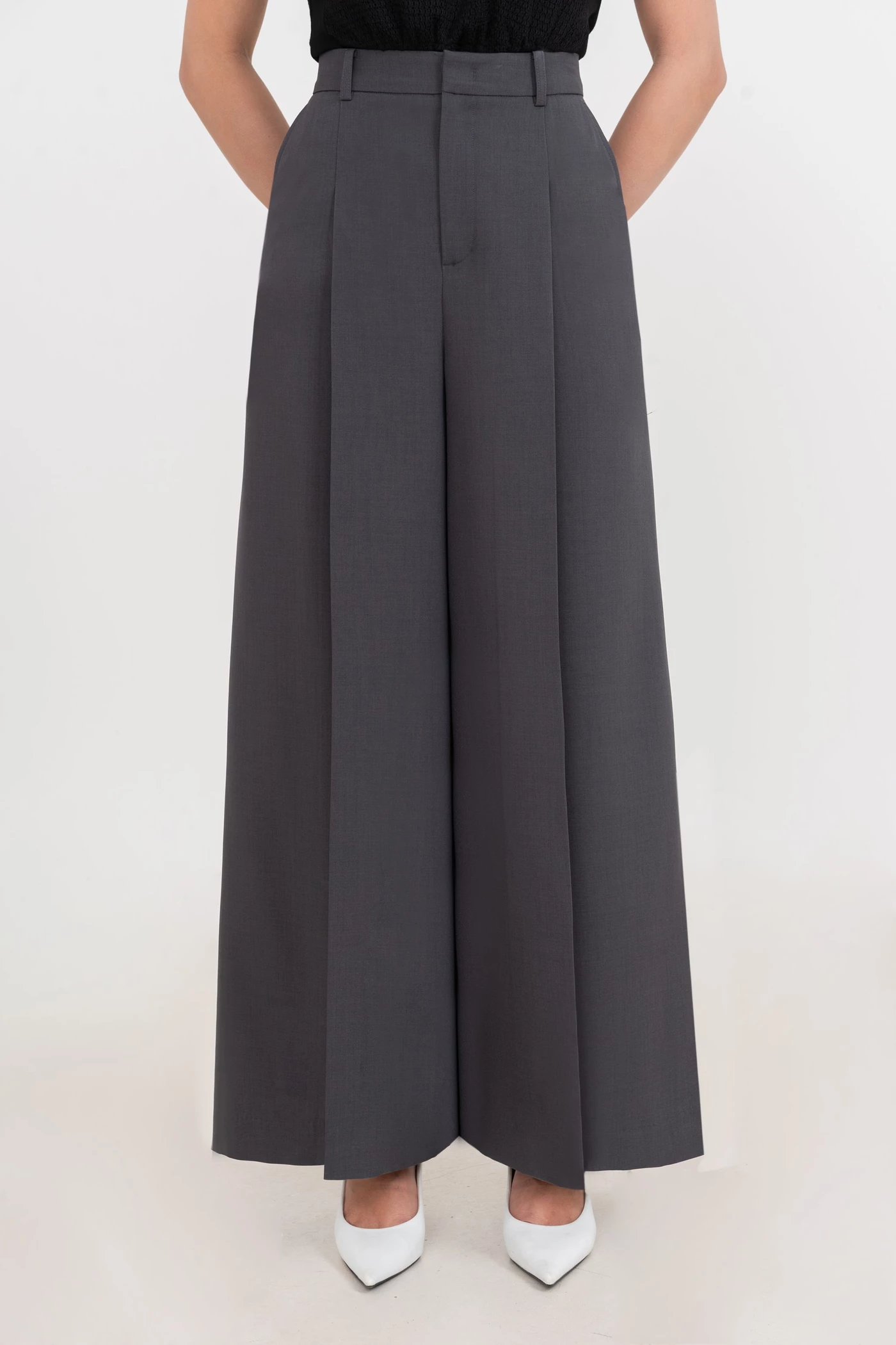 Quần Tây ống suông Gray Uban