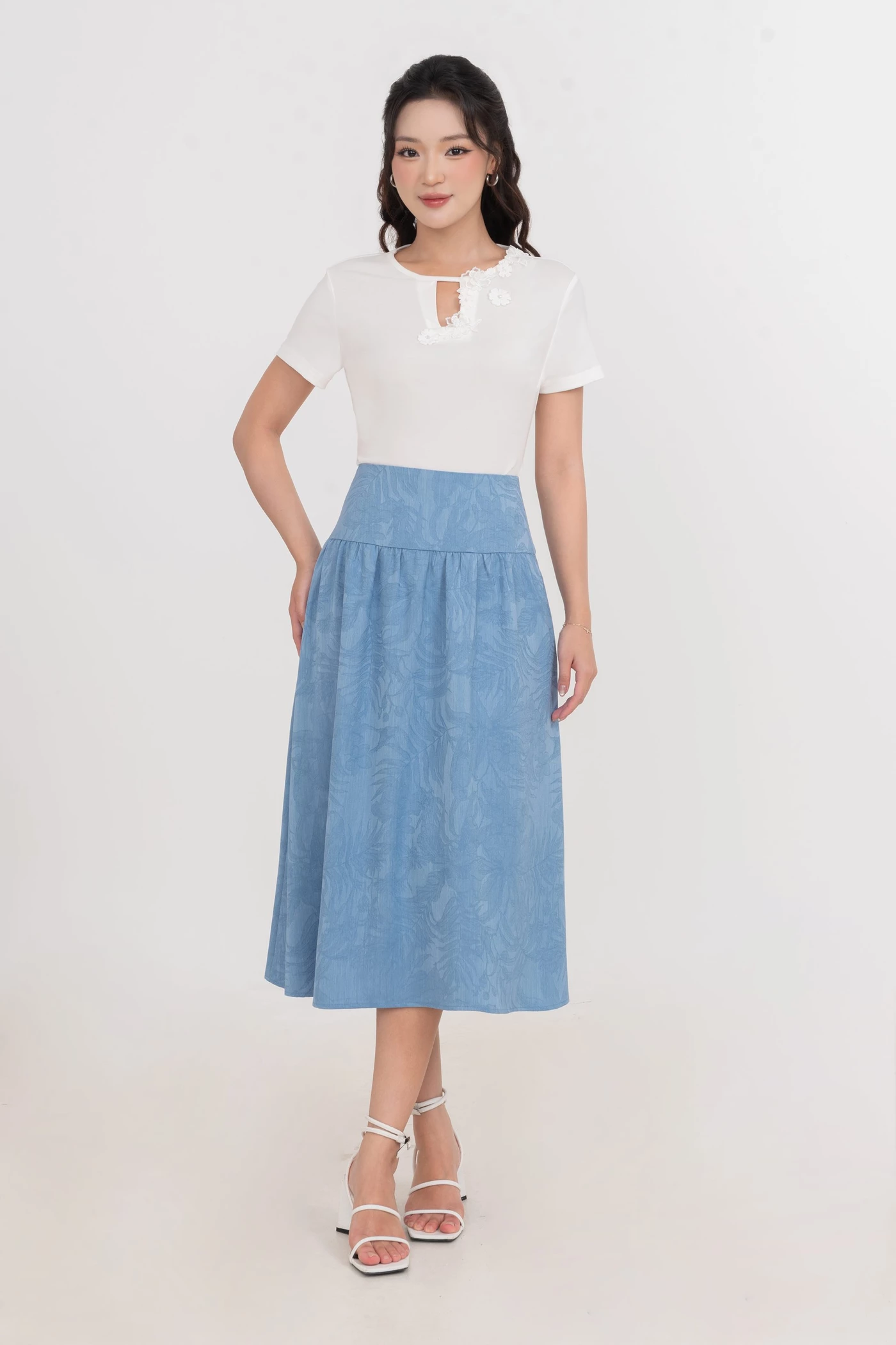 Chân váy lụa Airy Light