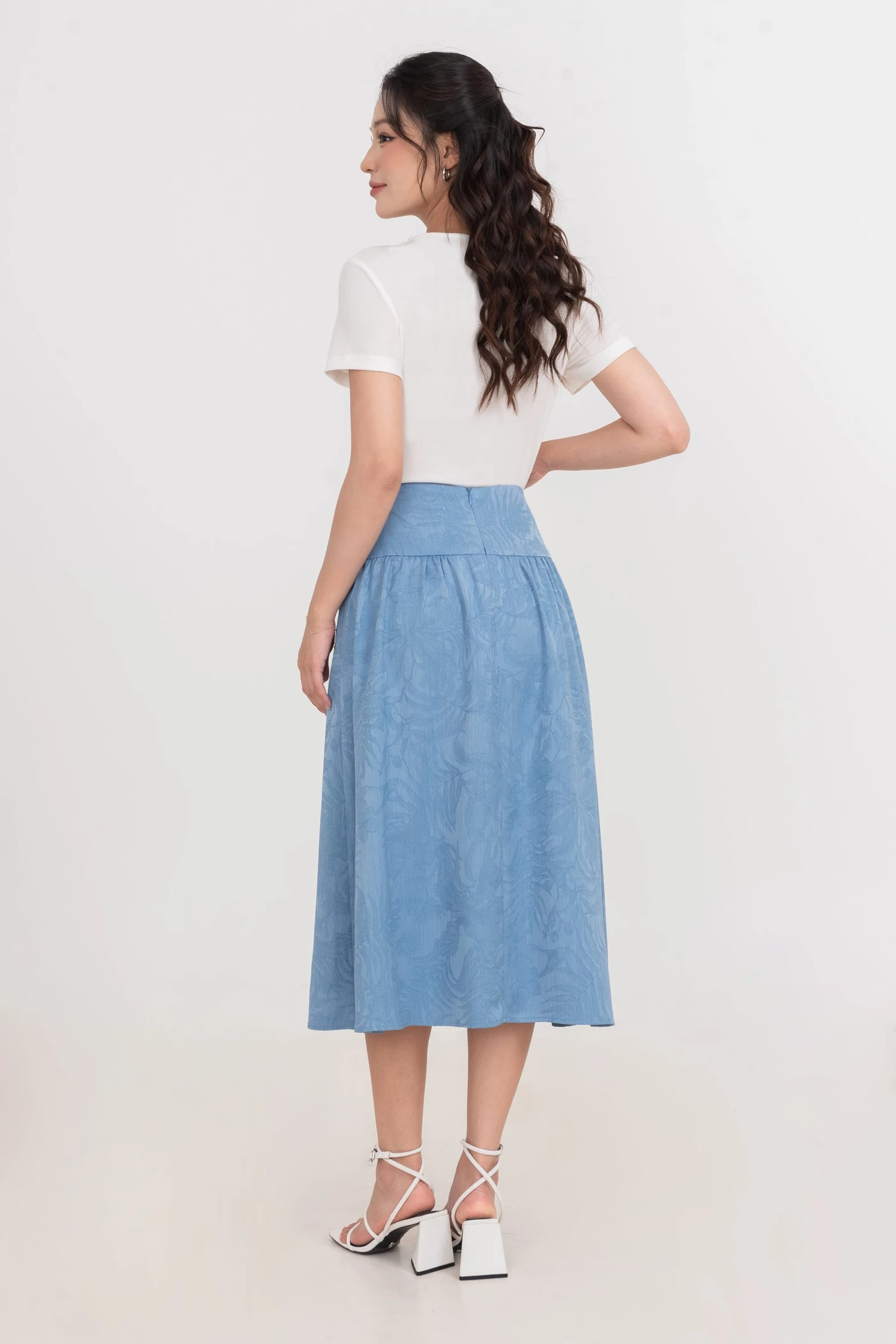 Chân váy lụa Airy Light