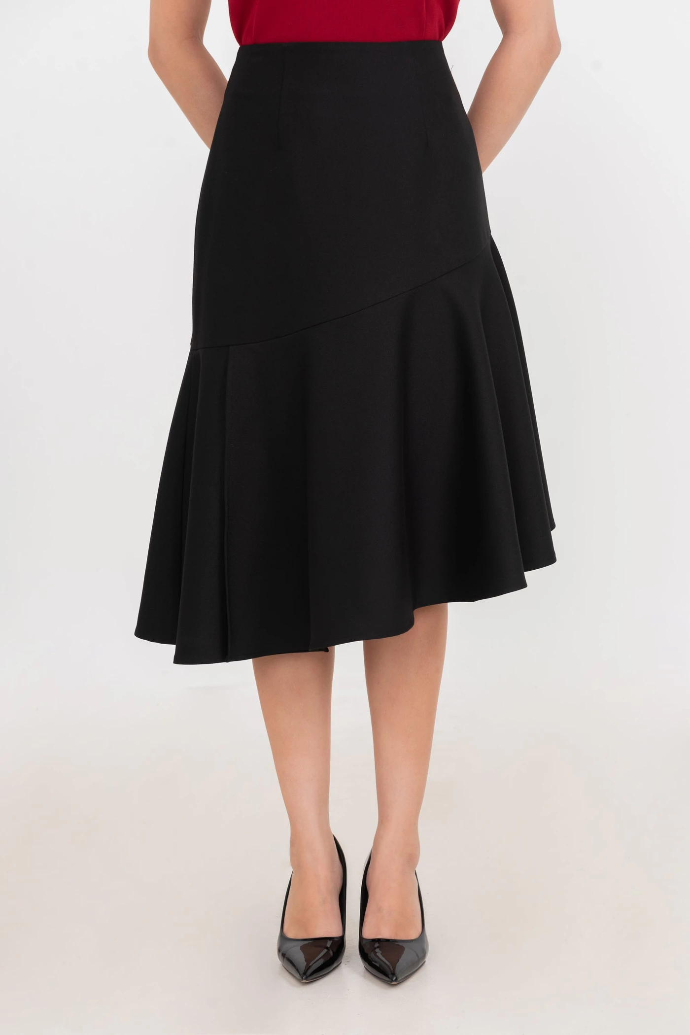 Chân váy đuôi cá cách điệu