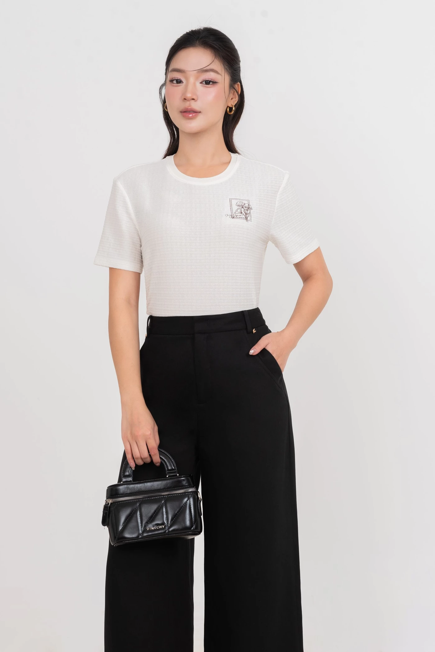 Áo thun dệt kim Moda
