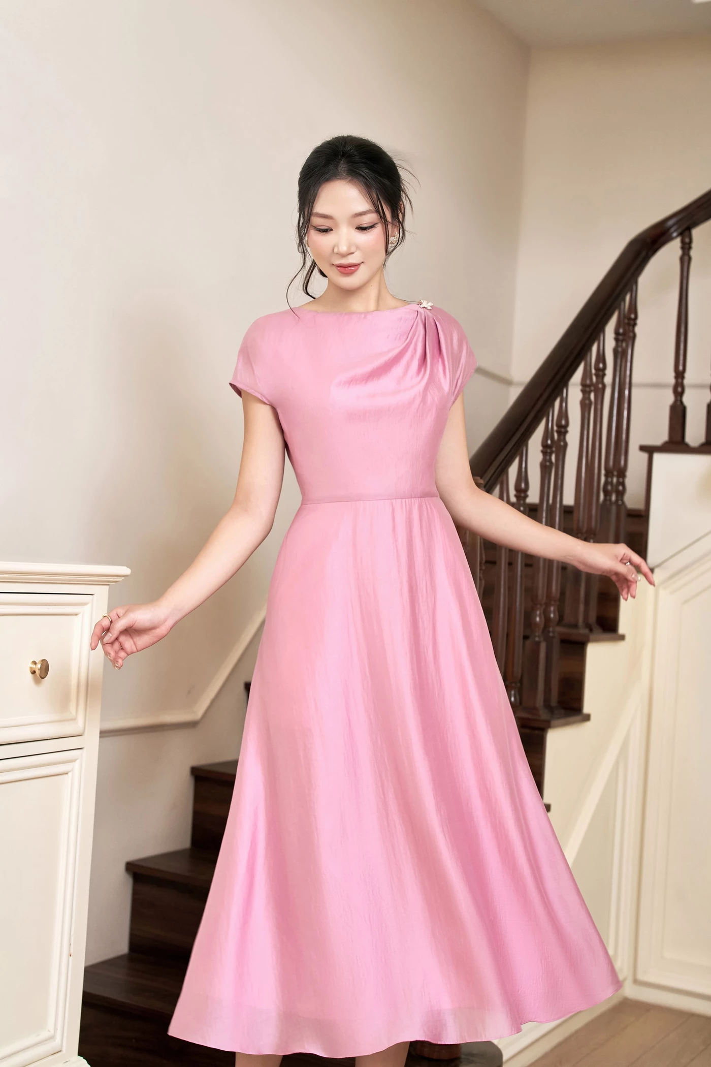 Đầm lụa Blush Petal