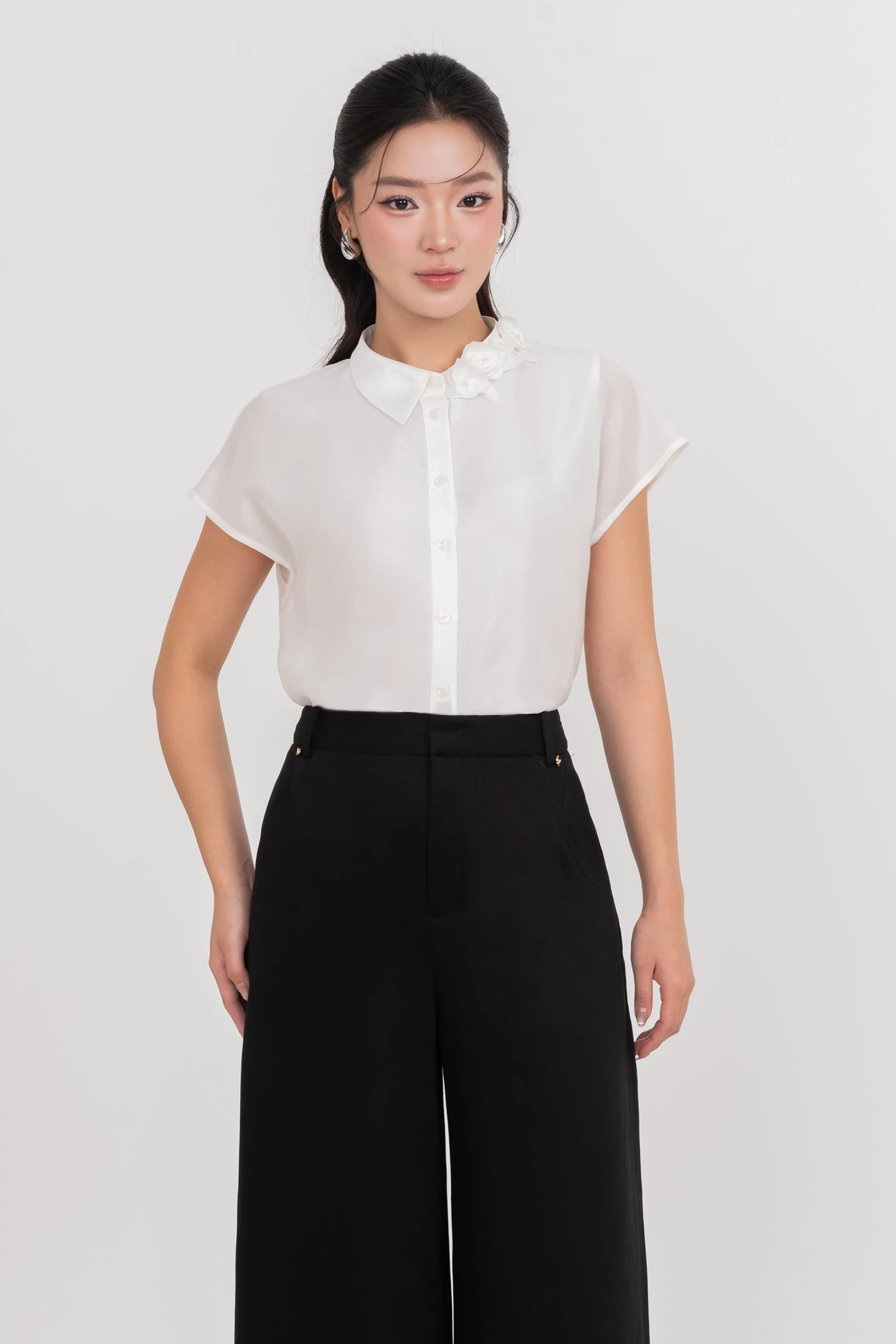 Áo sơ mi lụa tay hến