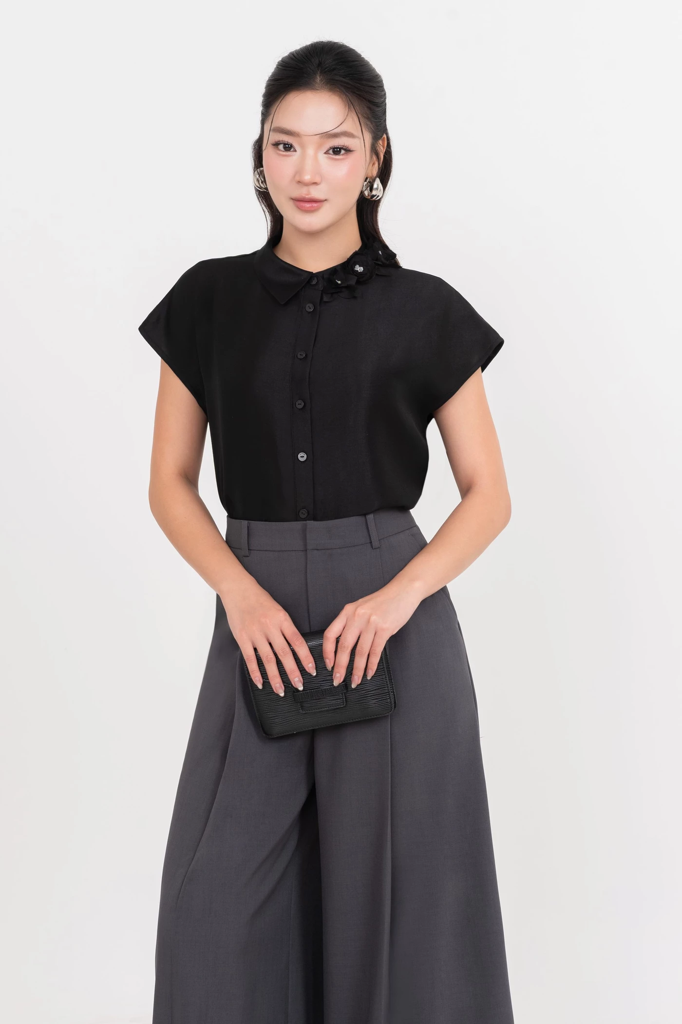 Áo sơ mi lụa tay hến