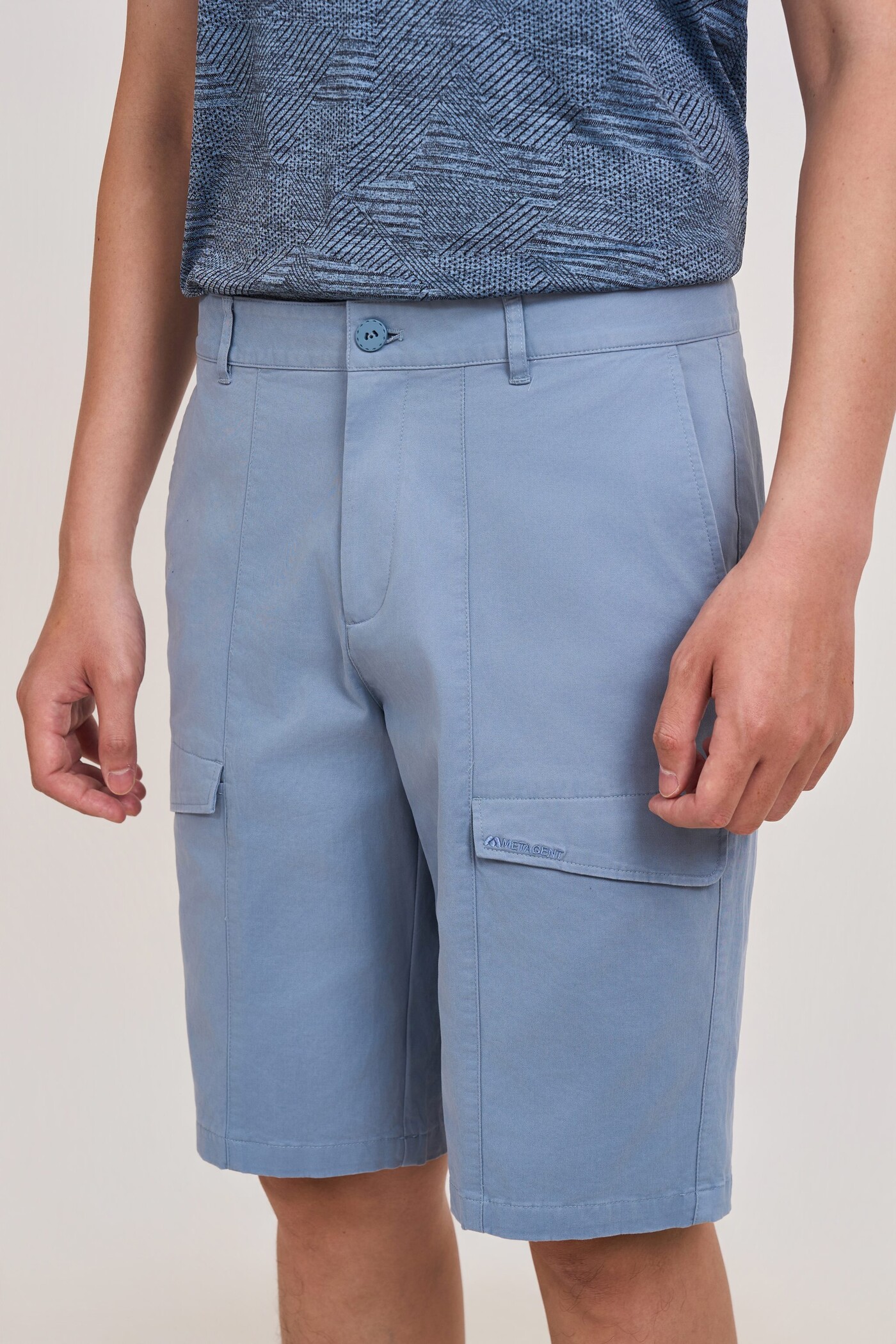 Quần shorts Khaki