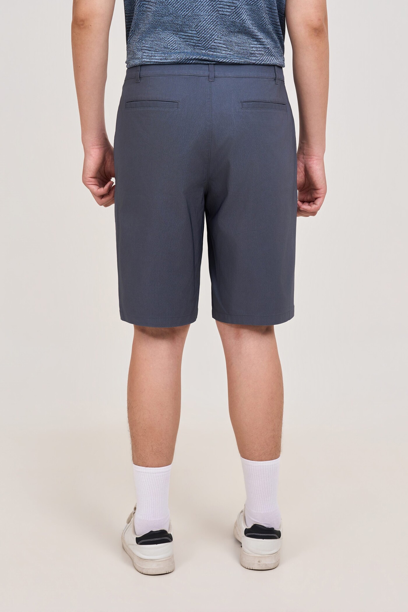 Quần shorts Khaki
