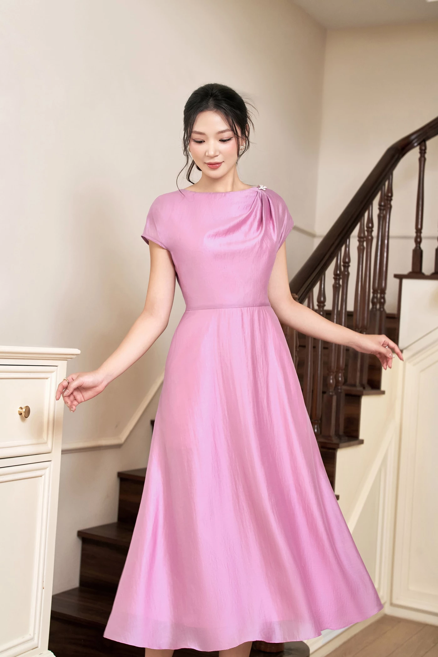Đầm lụa Petal Blush