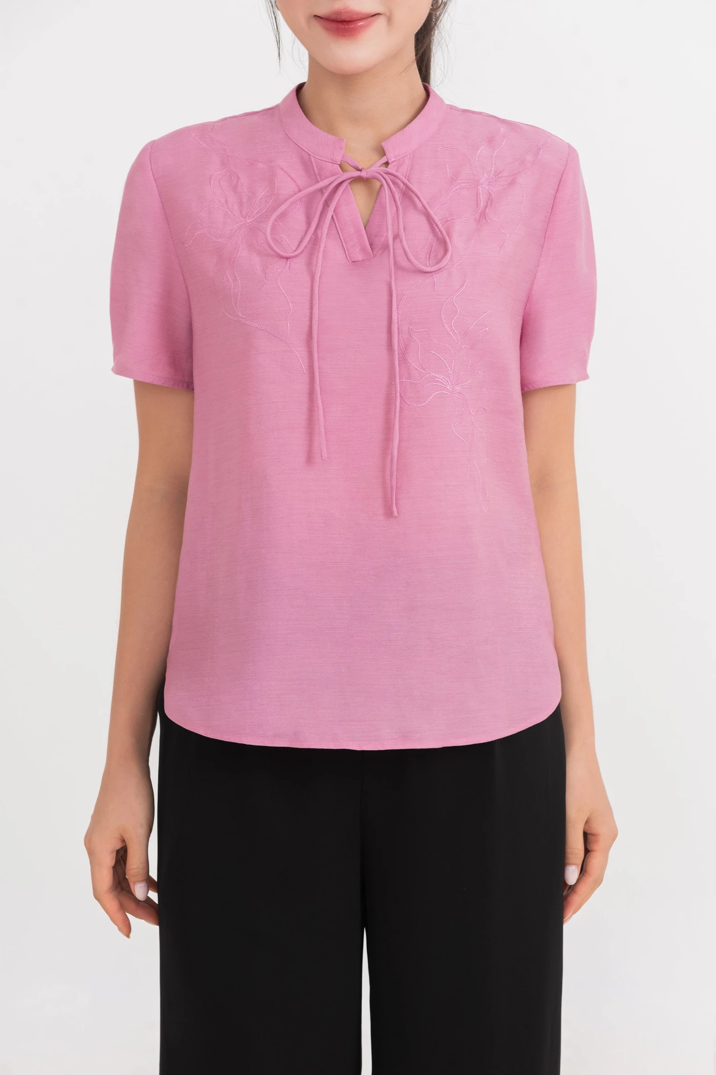 Áo sơ mi lụa cổ kiểu