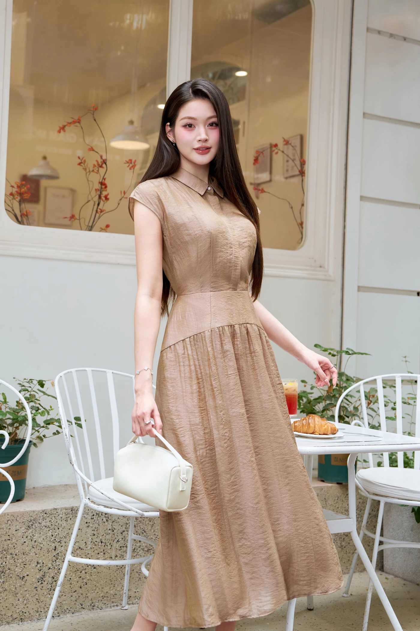 Đầm lụa Latte Elegance