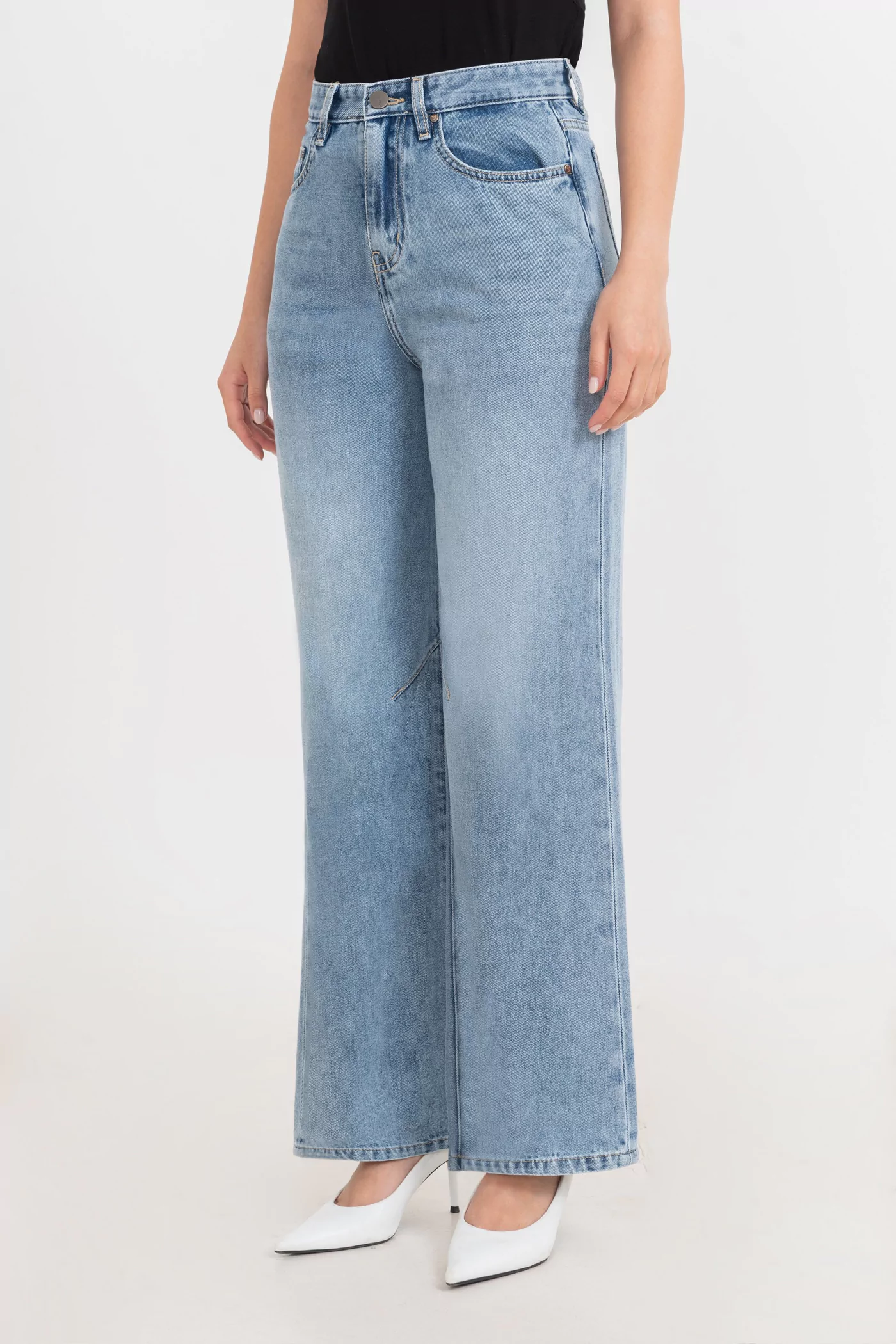 Quần Jeans suông xanh sáng