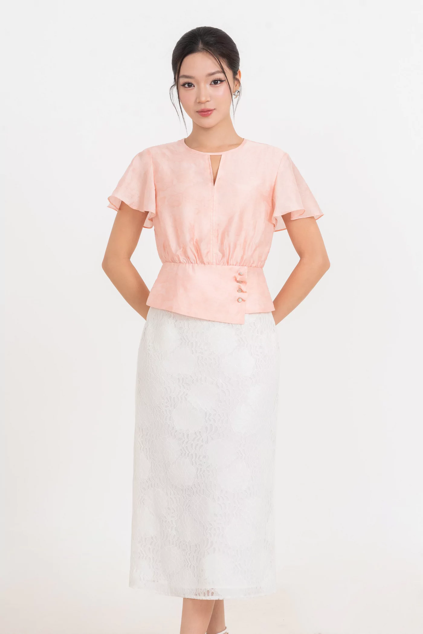 Áo sơ mi lụa ôm Rosé