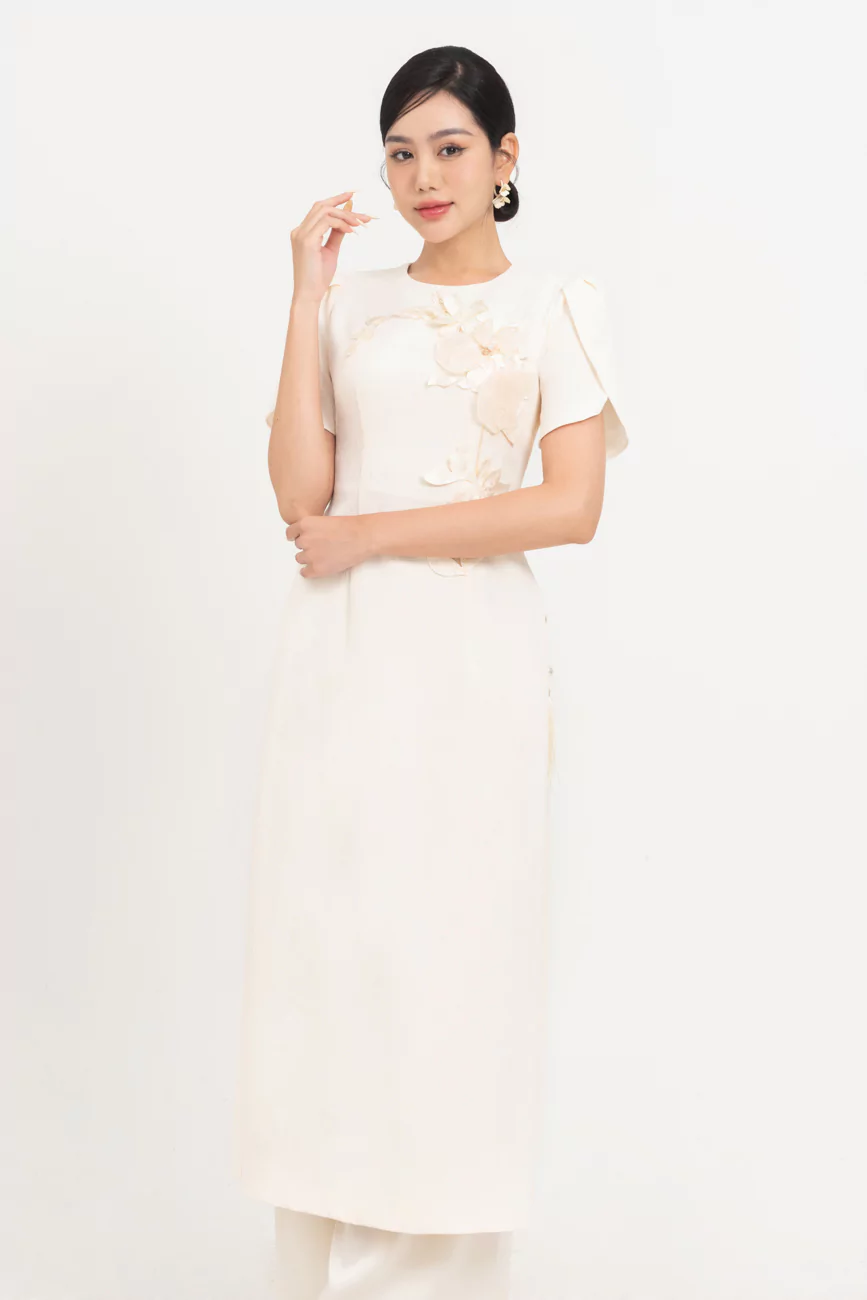 Áo dài Diễm Thư