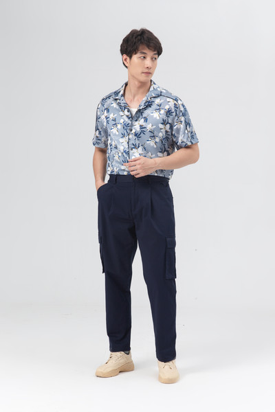 Quần khaki cá tính