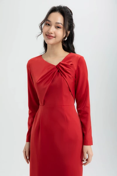 Đầm lụa cổ xếp nếp