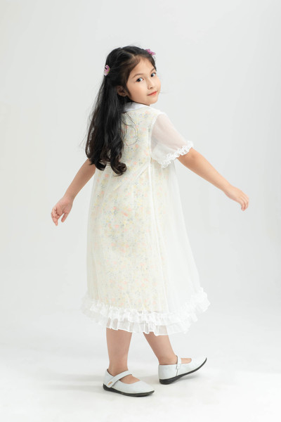 Đầm hoa cổ Peterpan