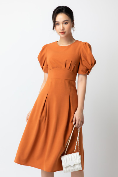 Đầm xòe tay bồng