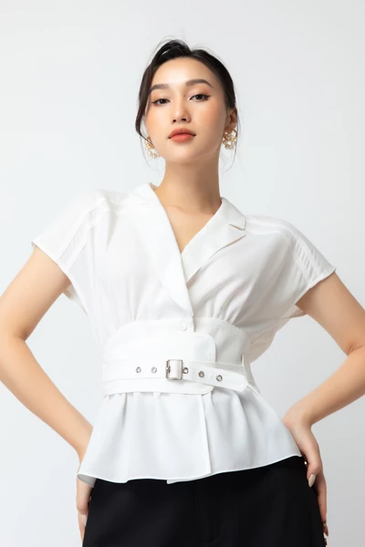 Áo peplum thắt đai