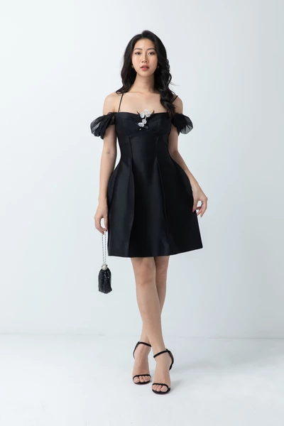 Đầm dạ hội phối lưới