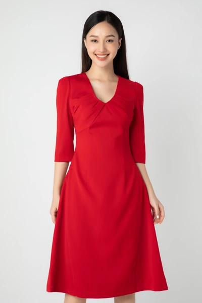 Đầm lụa dáng chữ A