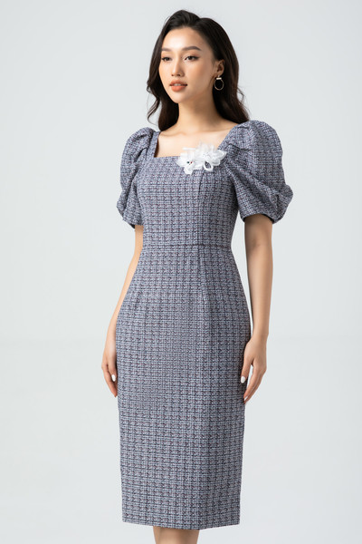 Đầm tweed ôm hoa nổi