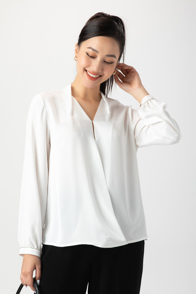 Áo sơ mi lụa cổ kiểu