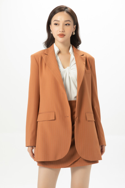 Áo Blazer kẻ kèm đai